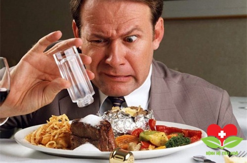 Ăn quá mặn: Thói quen tai hại mà người Việt thường mắc Ăn quá mặn: Thói quen tai hại mà người Việt thường mắc