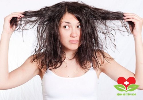 Da và tóc của bạn tự nhiên trở nên khô hơn