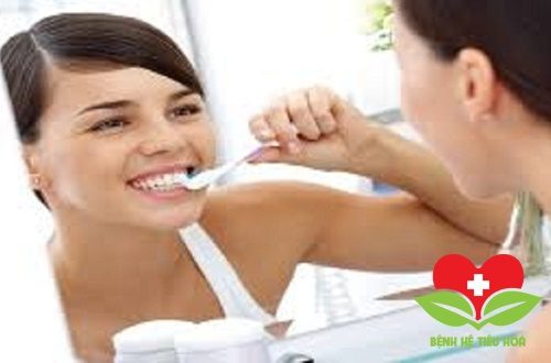 Cảm giác buồn nôn khi đánh răng cảnh báo bệnh gì?